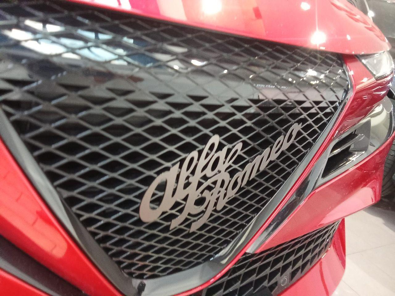 ALFA ROMEO Junior 1.2 145 CV Hybrid  Sport Speciale techno&Tetto. - 5