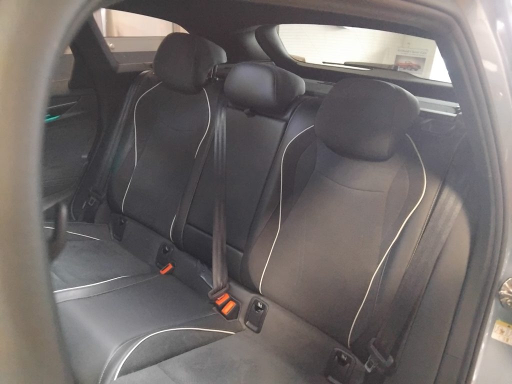 VOLKSWAGEN ID.7 Tourer Pro 210 KW 77 KWh - 9