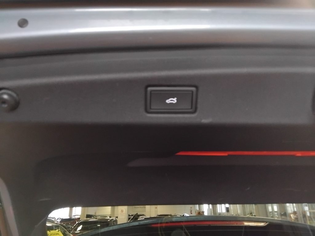 VOLKSWAGEN ID.7 Tourer Pro 210 KW 77 KWh - 12