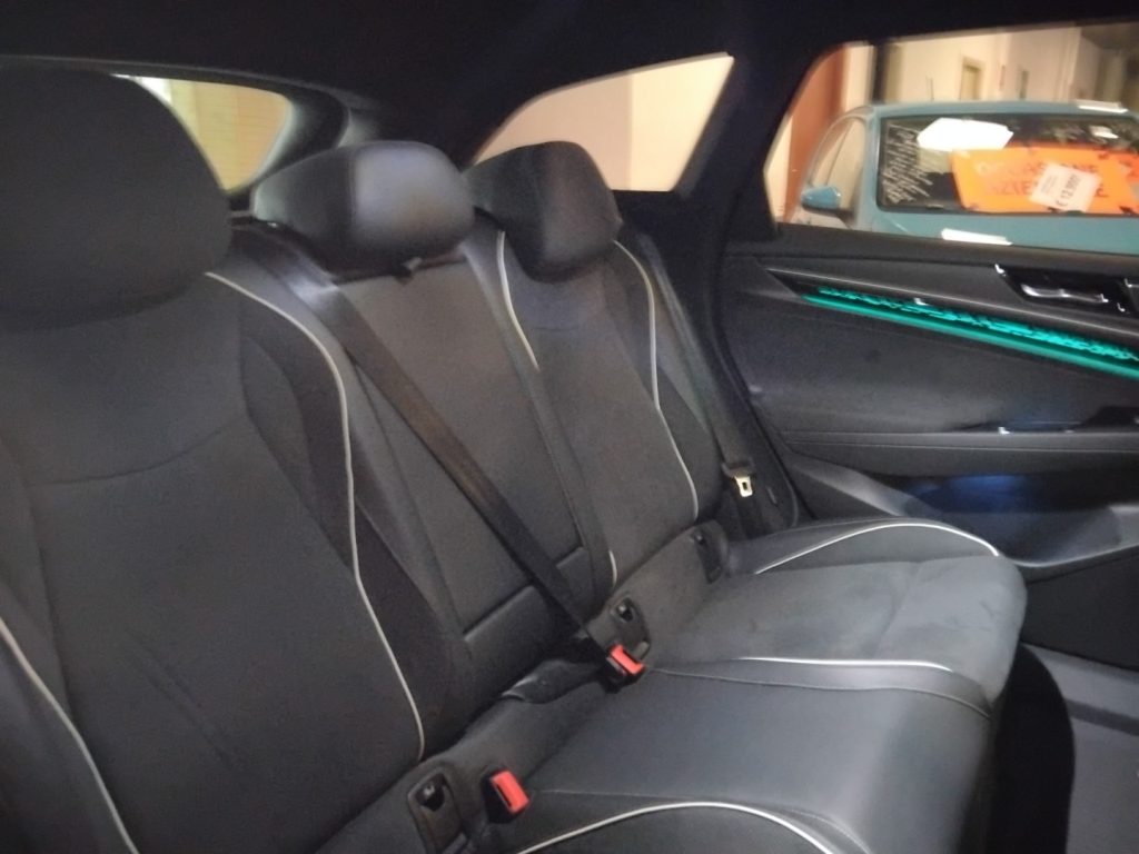 VOLKSWAGEN ID.7 Tourer Pro 210 KW 77 KWh - 14