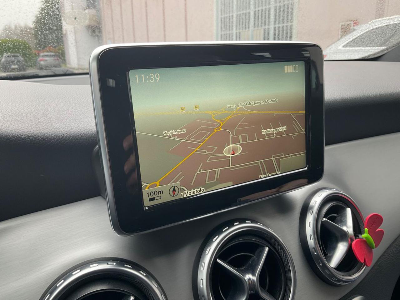 MERCEDES-BENZ GLA 220 CDI Automatic Premium - 14