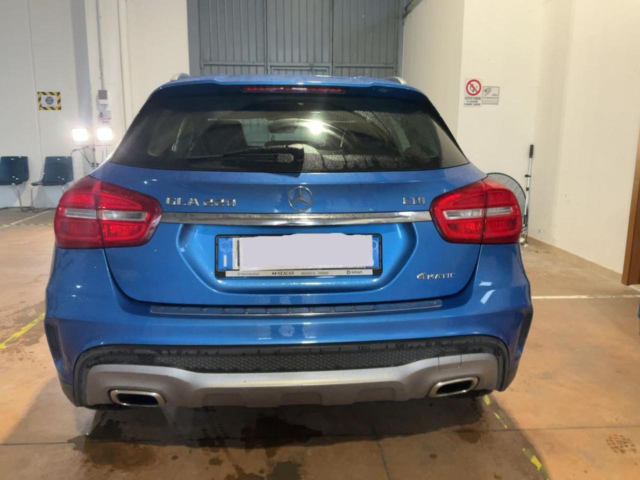 MERCEDES-BENZ GLA 220 CDI Automatic Premium - 9