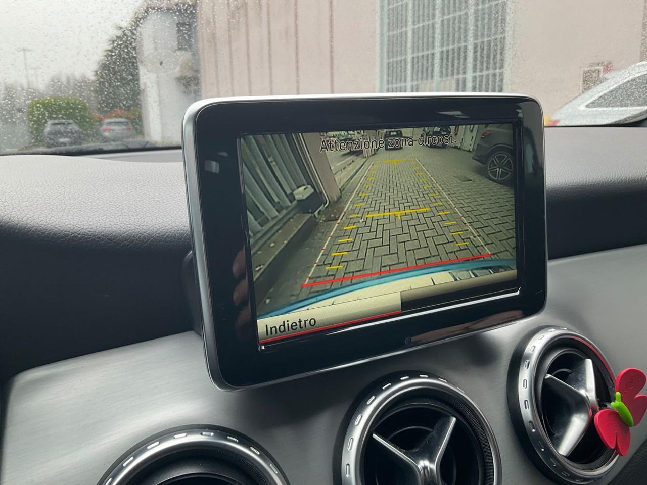 MERCEDES-BENZ GLA 220 CDI Automatic Premium - 15