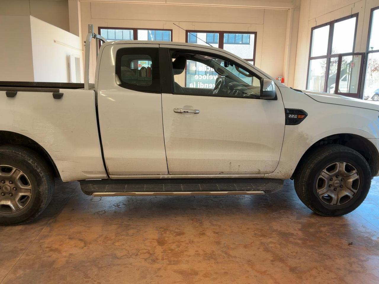 FORD Ranger 2.2 TDCi Super Cab XLT 4pt. - 6