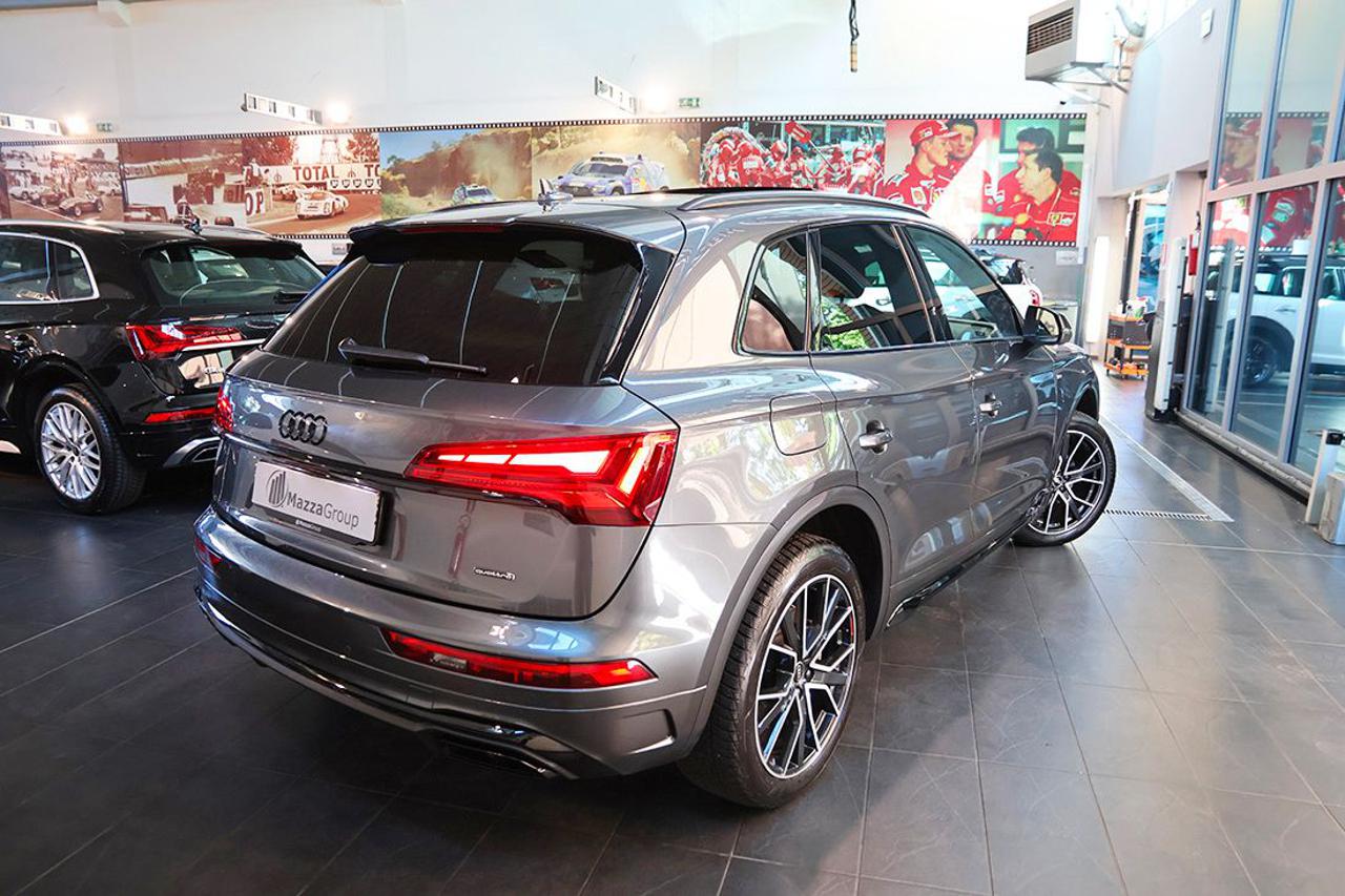 AUDI Q5 40 TDI Quattro S-Tronic S-Line Plus - 10