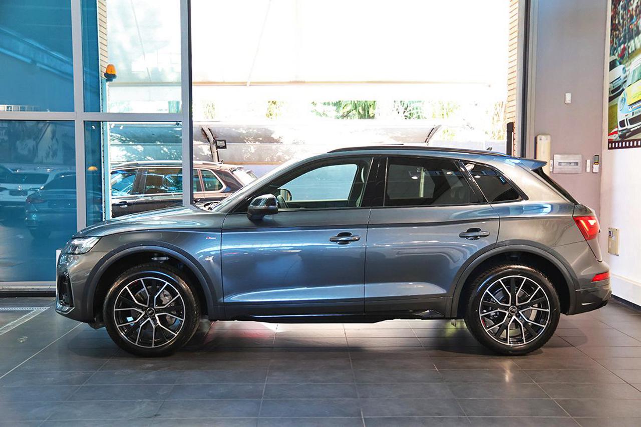 AUDI Q5 40 TDI Quattro S-Tronic S-Line Plus - 3