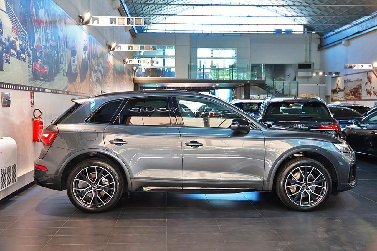 AUDI Q5 40 TDI Quattro S-Tronic S-Line Plus - 2