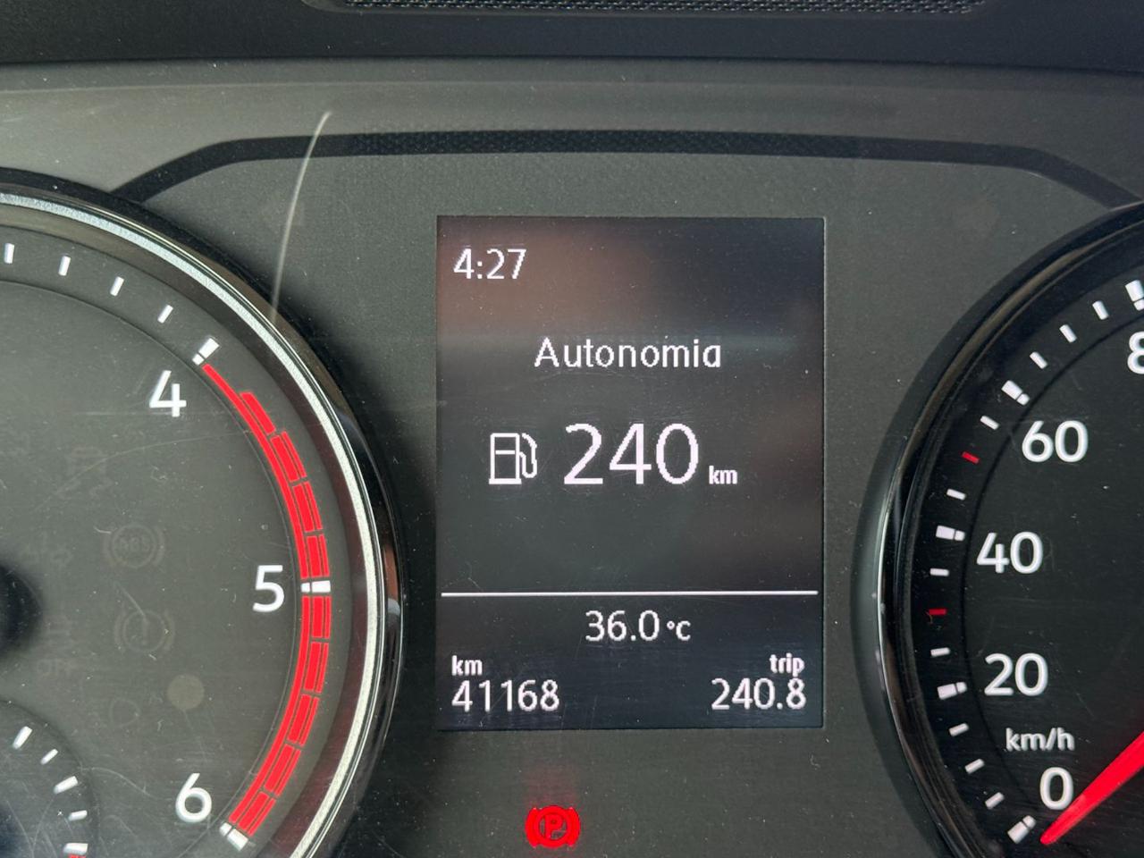 VOLKSWAGEN CRAFTER  2.0 TDI - 12