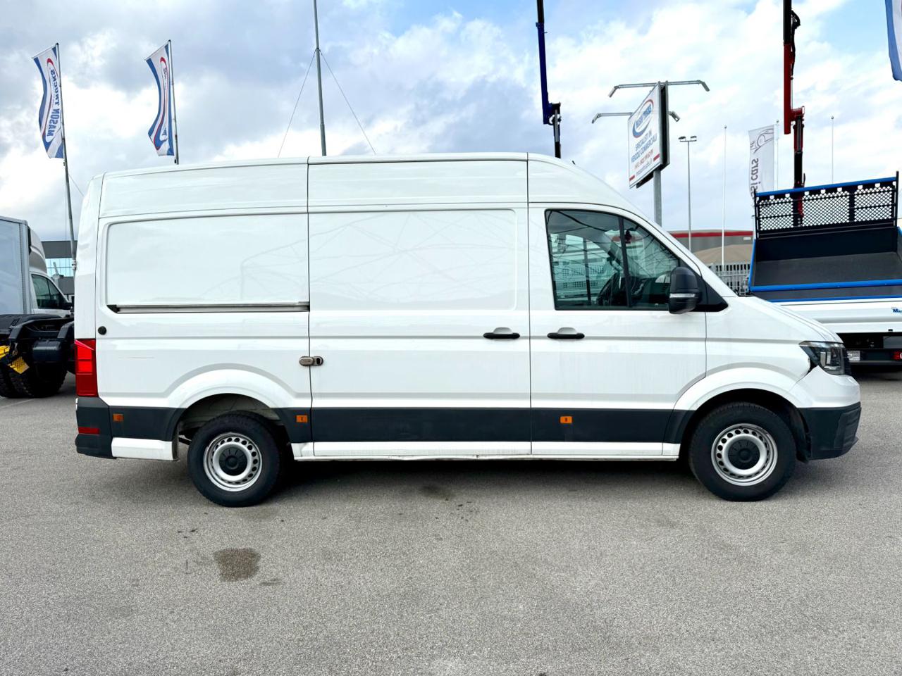 VOLKSWAGEN CRAFTER  30 - 3