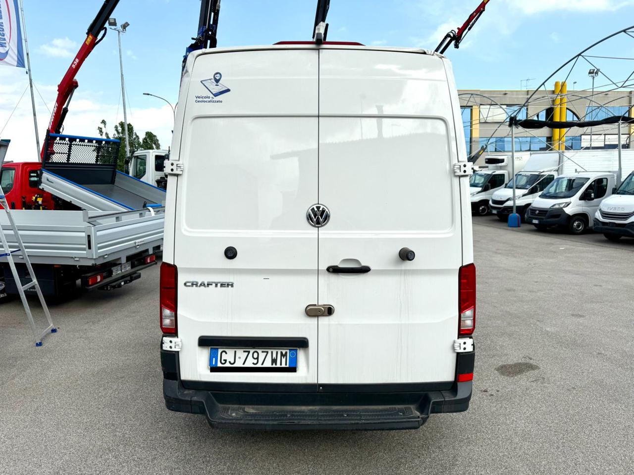 VOLKSWAGEN CRAFTER  30 - 6
