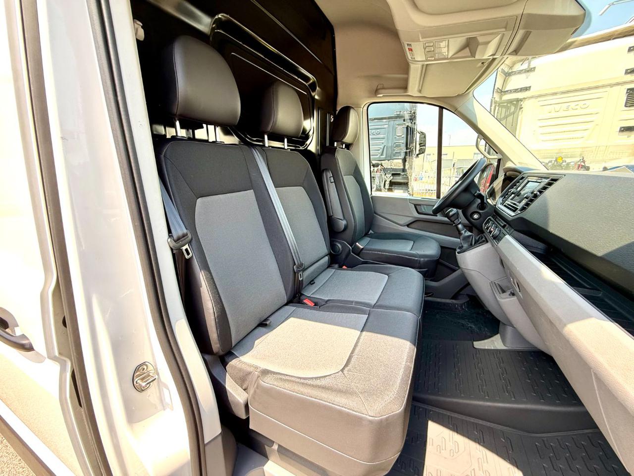 VOLKSWAGEN CRAFTER  2.0 TDI - 9