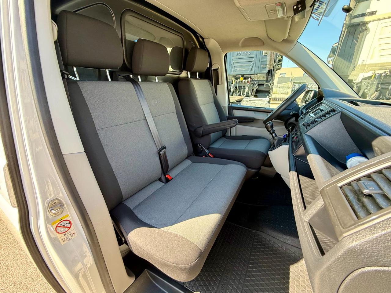 VOLKSWAGEN TRANSPORTER  2.0 TDI - 12