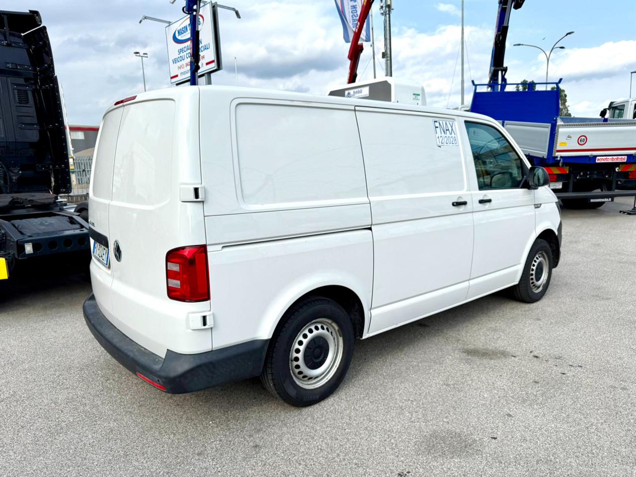 VOLKSWAGEN TRANSPORTER  2.0 TDI - 4