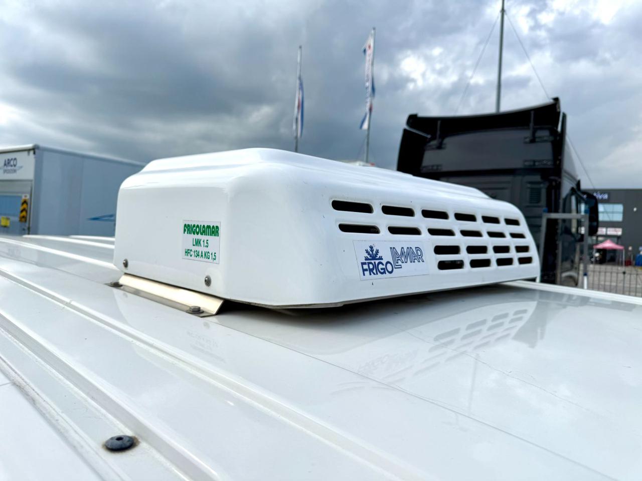 VOLKSWAGEN TRANSPORTER  2.0 TDI - 8