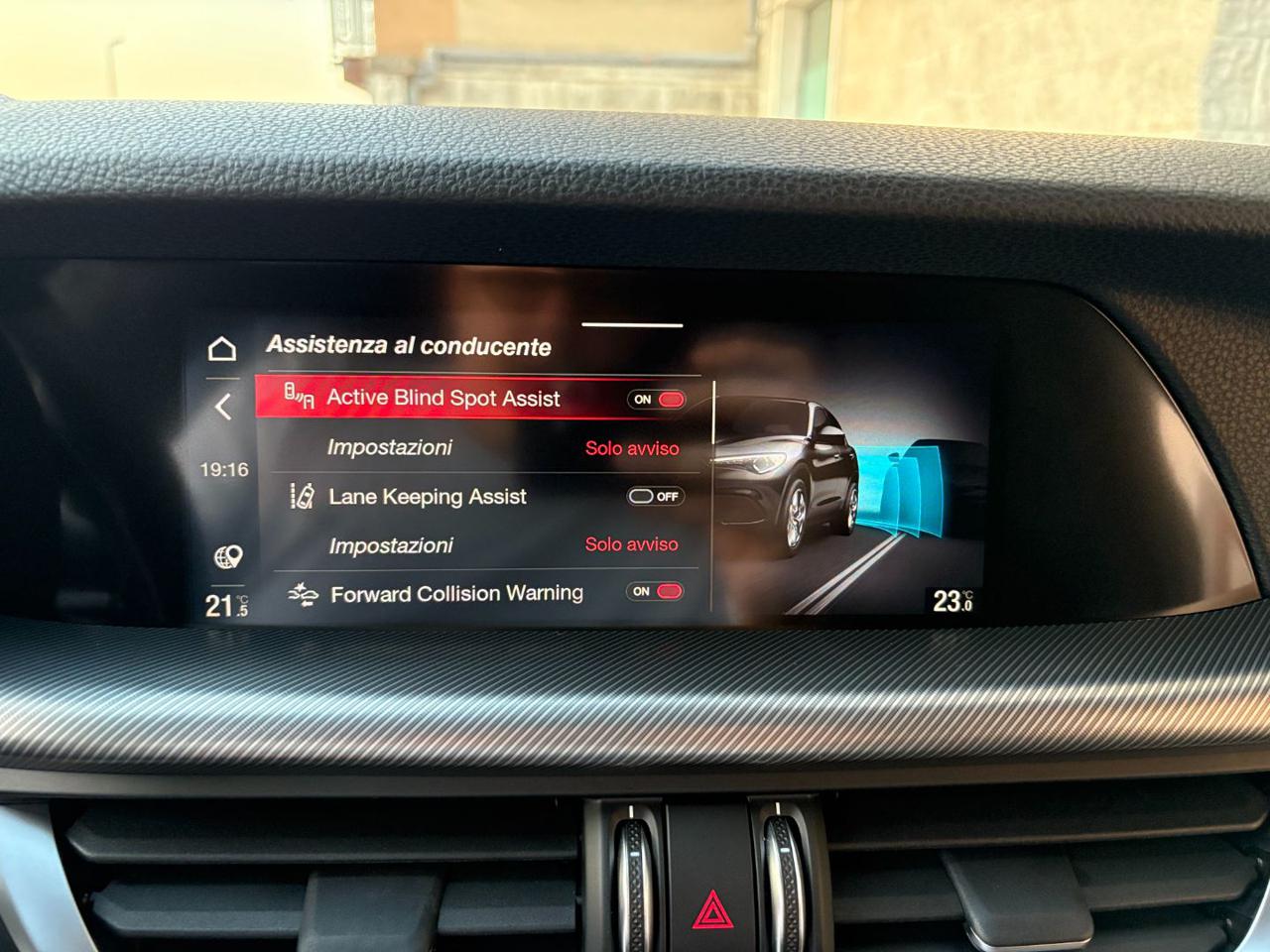 ALFA ROMEO Stelvio 2.2 Turbodiesel 210CV AT8 Q4 Veloce - 28