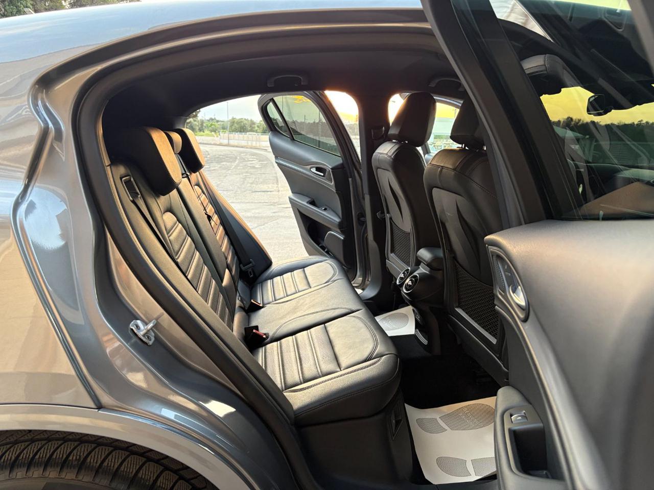 ALFA ROMEO Stelvio 2.2 Turbodiesel 210CV AT8 Q4 Veloce - 11