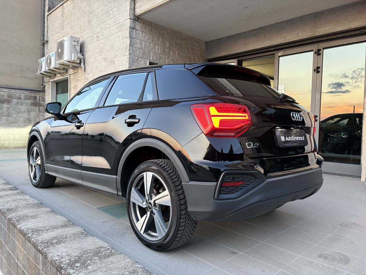 AUDI Q2 30 TDI S tronic Business Plus - 7