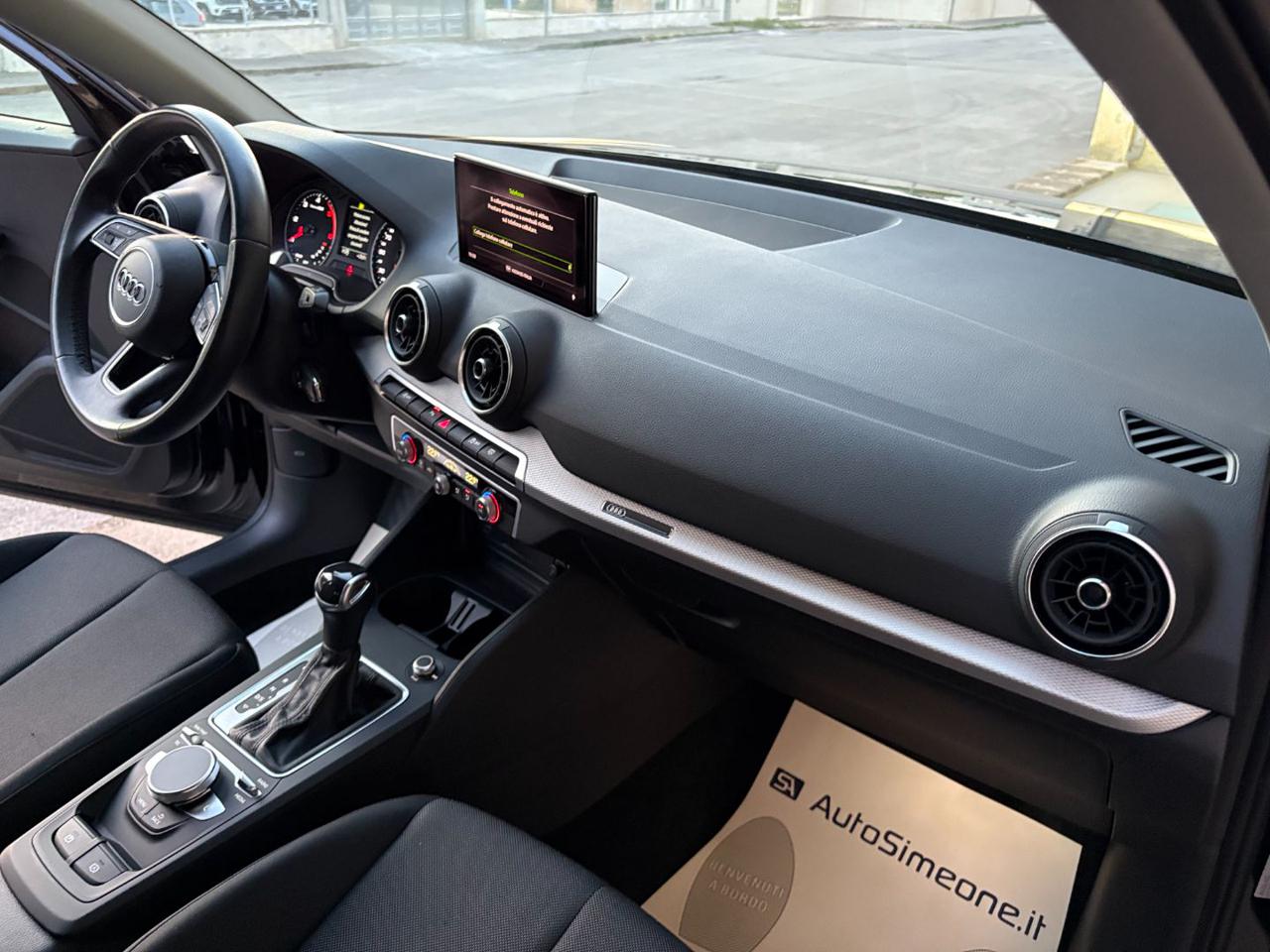 AUDI Q2 30 TDI S tronic Business Plus - 14