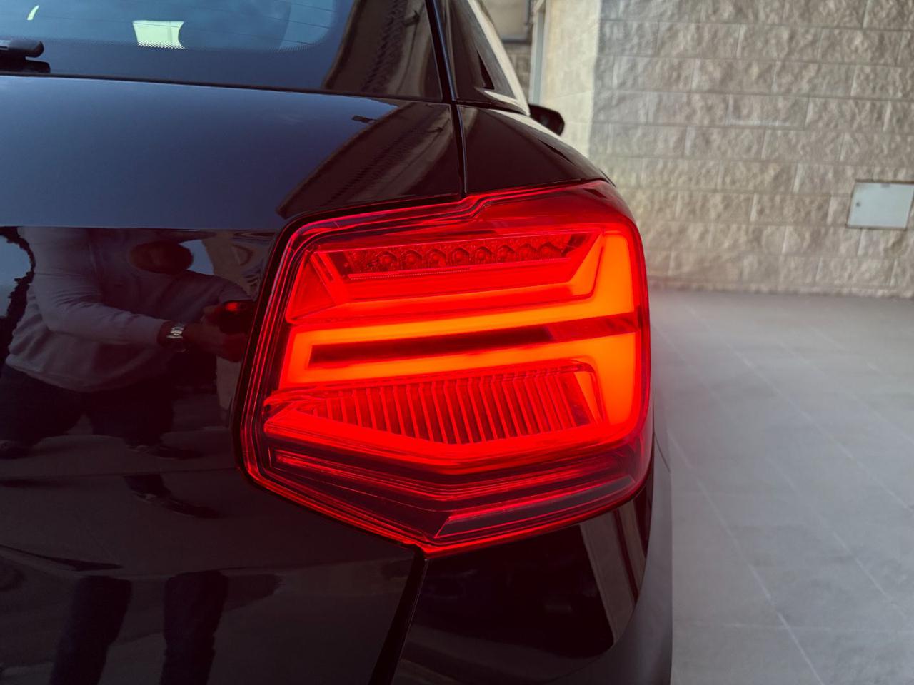 AUDI Q2 30 TDI S tronic Business Plus - 31