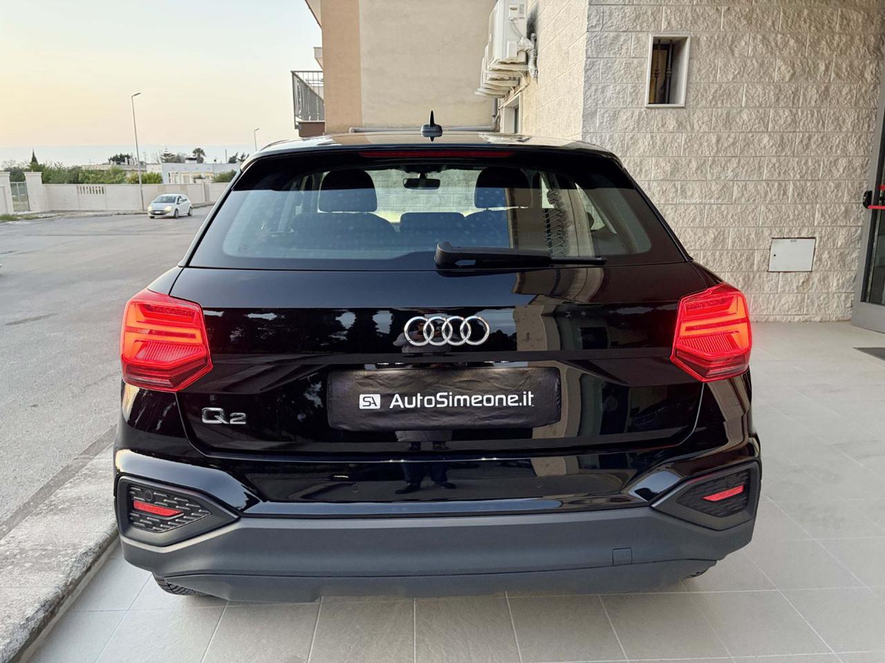 AUDI Q2 30 TDI S tronic Business Plus - 6