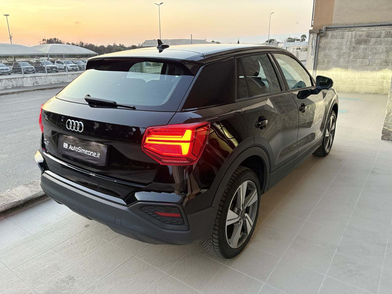 AUDI Q2 30 TDI S tronic Business Plus - 5