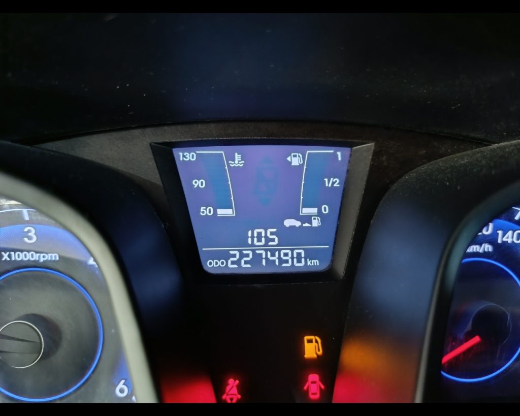 HYUNDAI iX20 1.4 CRDI 77CV Classic - 11