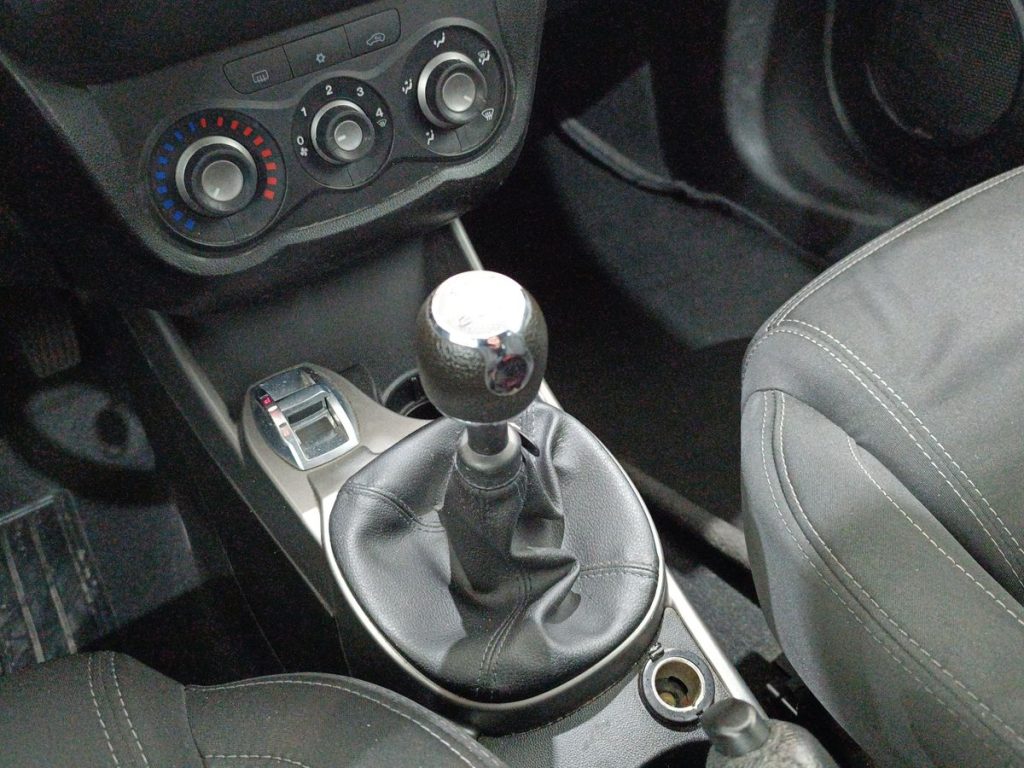 ALFA ROMEO MiTo 1.3 JTDm 95 CV S&S Super - 8