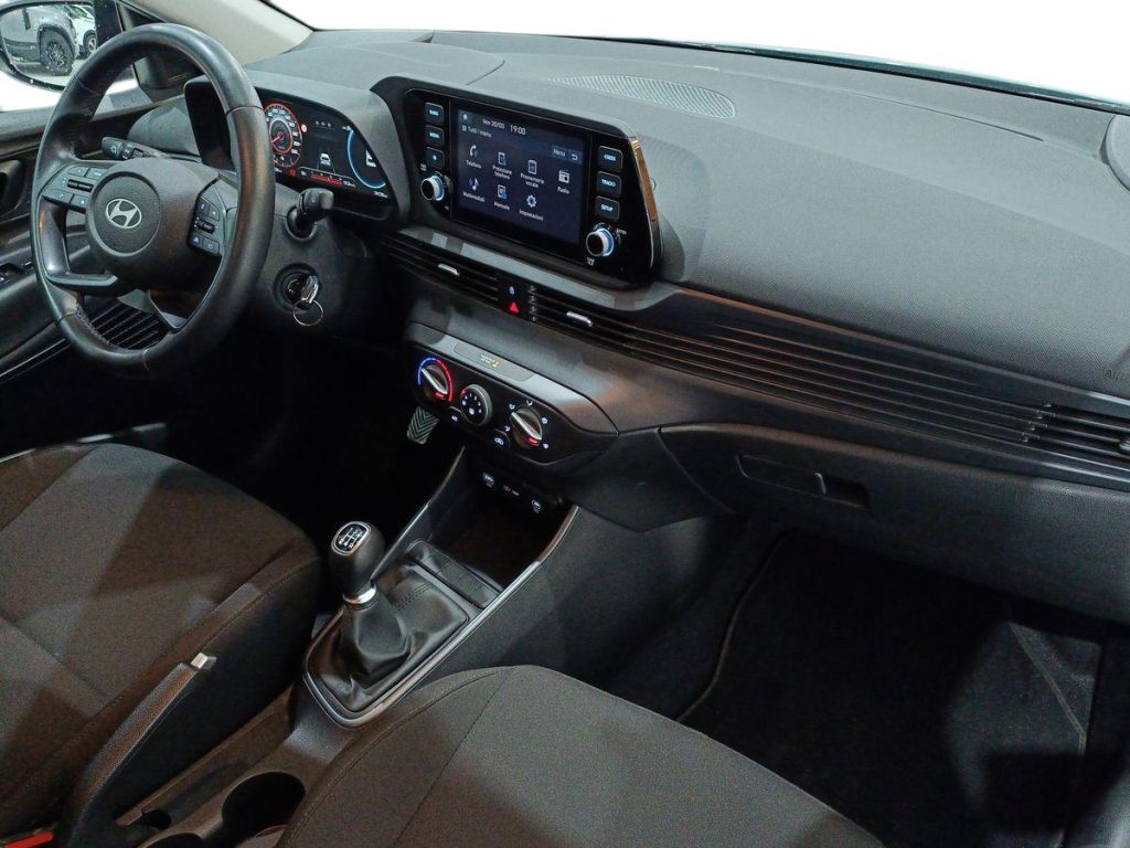 HYUNDAI i20 1.2 MPI Connectline - 9