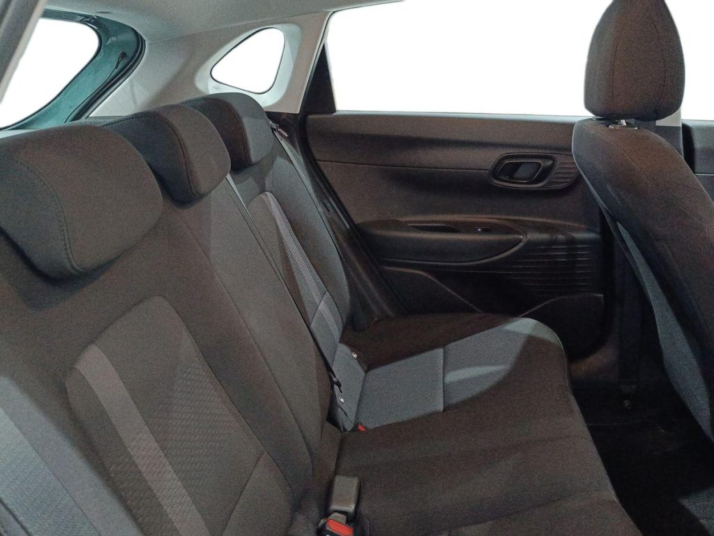 HYUNDAI i20 1.2 MPI Connectline - 11