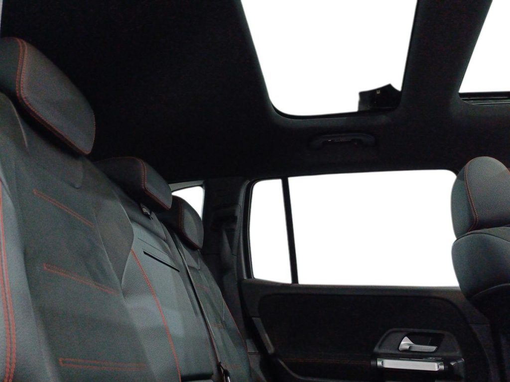 MERCEDES-BENZ GLB 200 Automatic Premium - 11