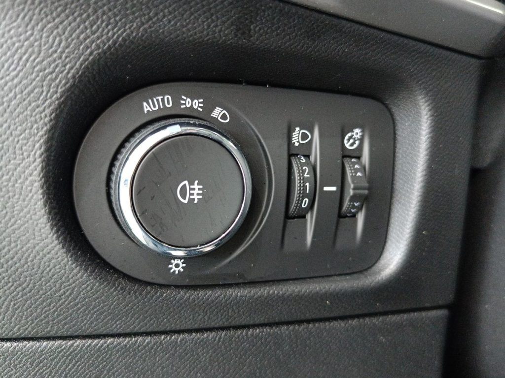 OPEL Mokka 1.2 Turbo 130 CV aut. Edition - 18