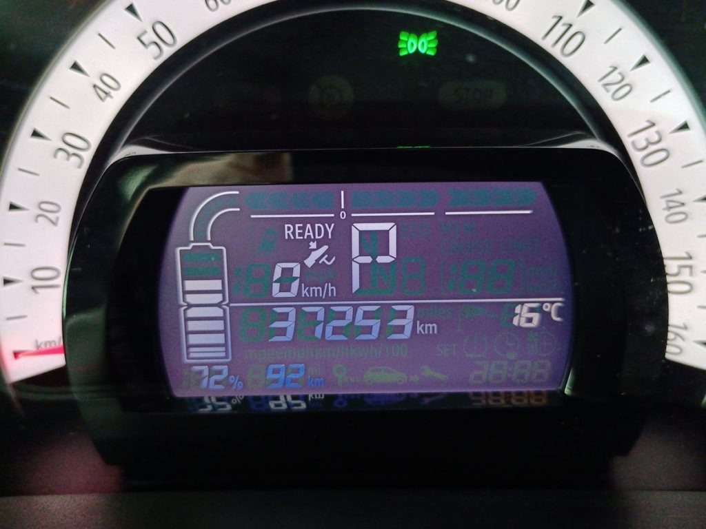 RENAULT Twingo Electric Zen - 15