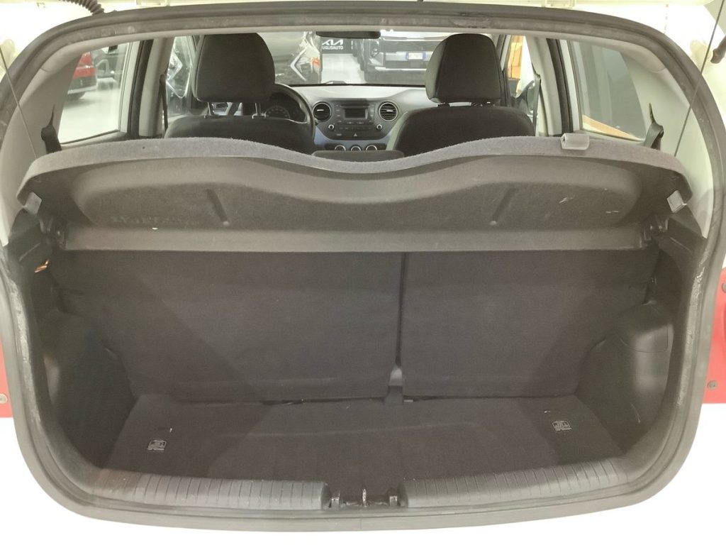 HYUNDAI i10 1.0 MPI Classic - 12