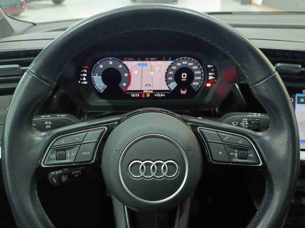AUDI A3 SPB 30 TDI Business Advanced - 17