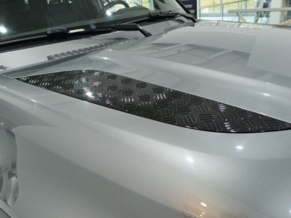 LAND ROVER Defender 110 3.0D I6 250 CV AWD Auto SE - 28