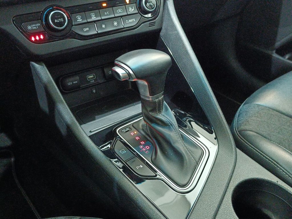 KIA Niro 1.6 GDi DCT HEV Style - 8