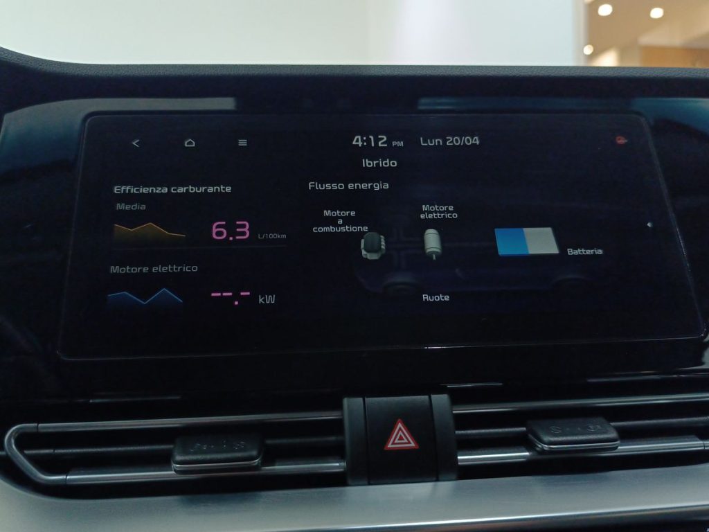 KIA Niro 1.6 GDi DCT HEV Style - 16