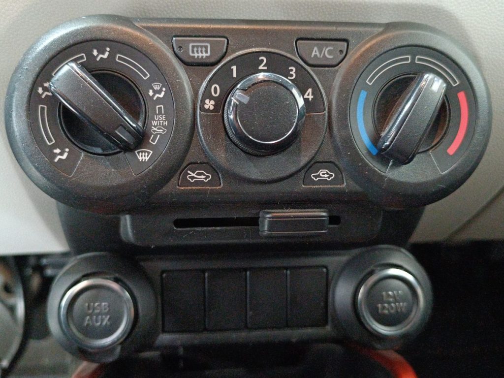 SUZUKI Ignis 1.2 Dualjet Top - 22