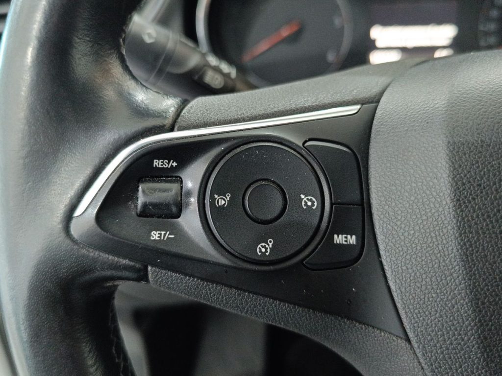 OPEL Grandland X 1.6 diesel Ecotec Start&Stop aut. Innovation - 20