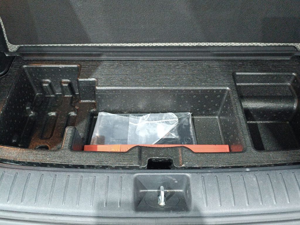 KIA Sportage 1.6 CRDi MHEV DCT Business - 13