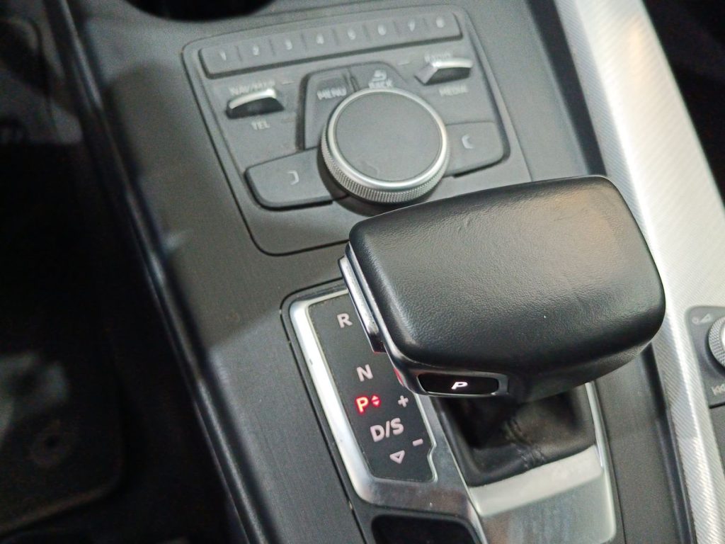 AUDI A5 SPB 40 TDI quattro S tronic Business Sport - 21