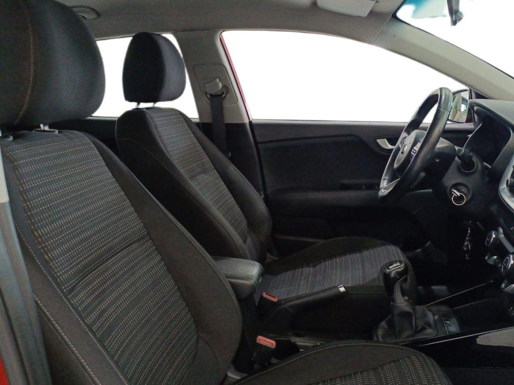 KIA Stonic 1.6 CRDi 110 CV Energy - 10