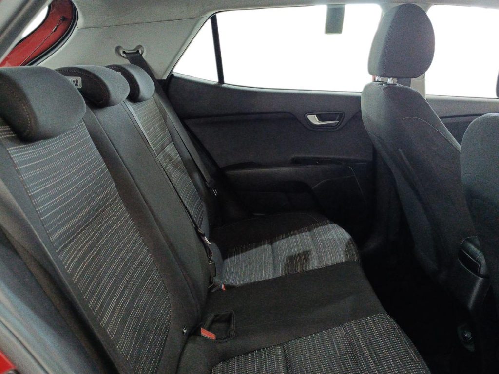 KIA Stonic 1.6 CRDi 110 CV Energy - 11