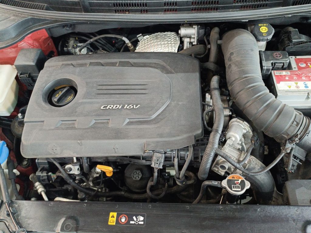 KIA Stonic 1.6 CRDi 110 CV Energy - 24