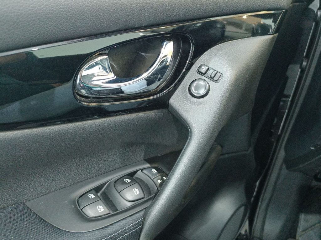 NISSAN Qashqai 1.5 dCi 115 CV Business - 21