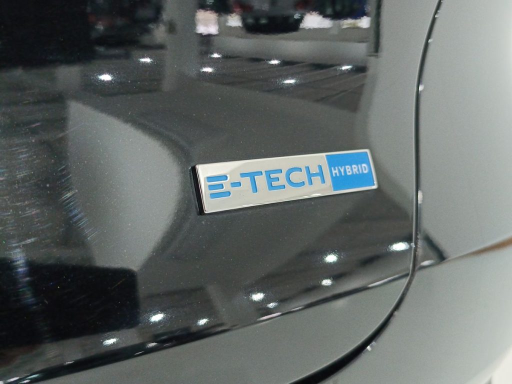 RENAULT Captur Full Hybrid E-Tech 145 CV Zen - 25