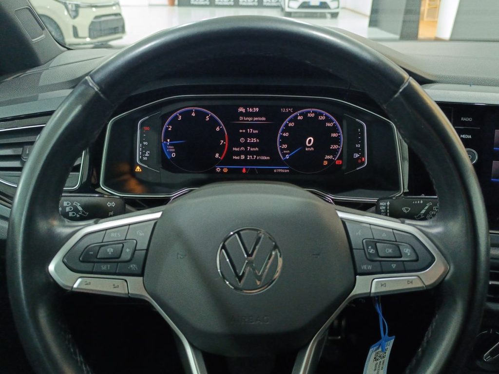 VOLKSWAGEN Taigo 1.0 TSI 110 CV R-Line - 18