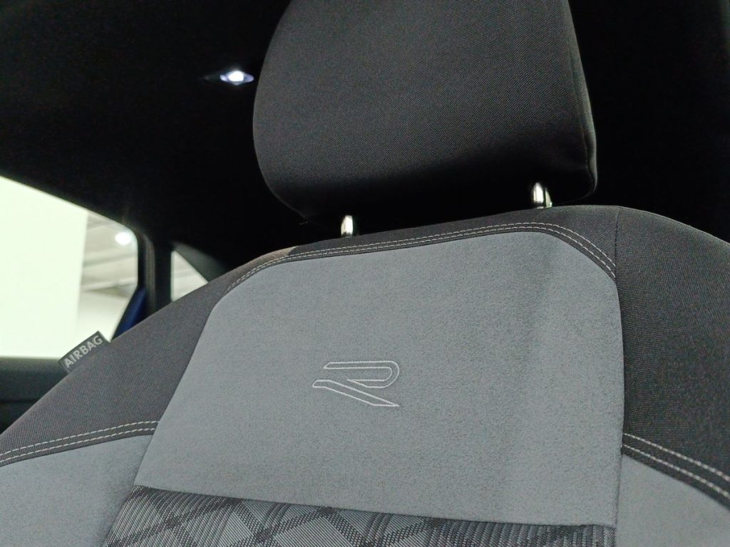 VOLKSWAGEN Taigo 1.0 TSI 110 CV R-Line - 24