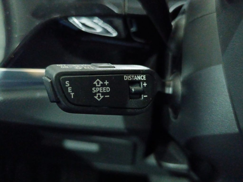 AUDI Q3 35 TDI S tronic S line edition - 19