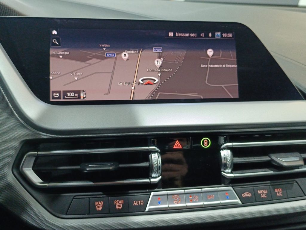 BMW 118 i 5p. Business Advantage - 16